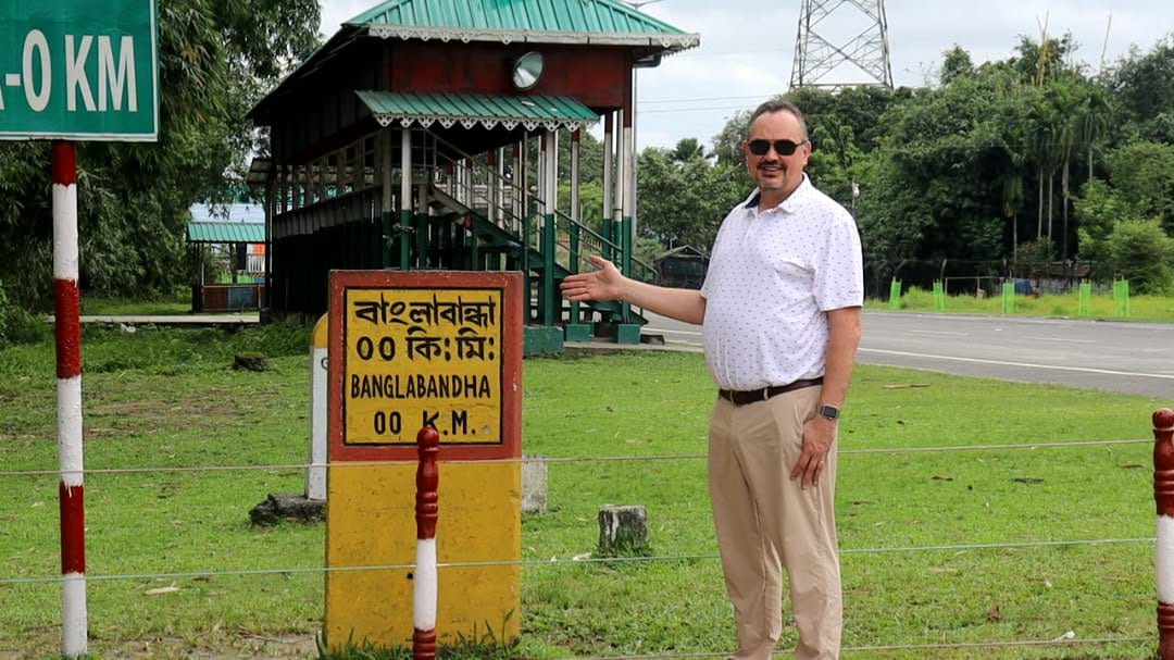 বাংলাবান্ধা সীমান্তের সৌন্দর্যে মুগ্ধ মার্কিন রাষ্ট্রদূত